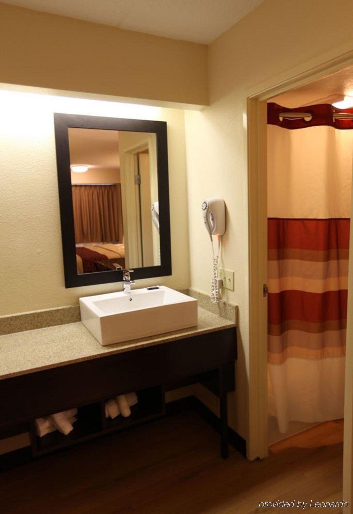 Red Roof Inn Columbus East- Reynoldsburg Brice Ngoại thất bức ảnh